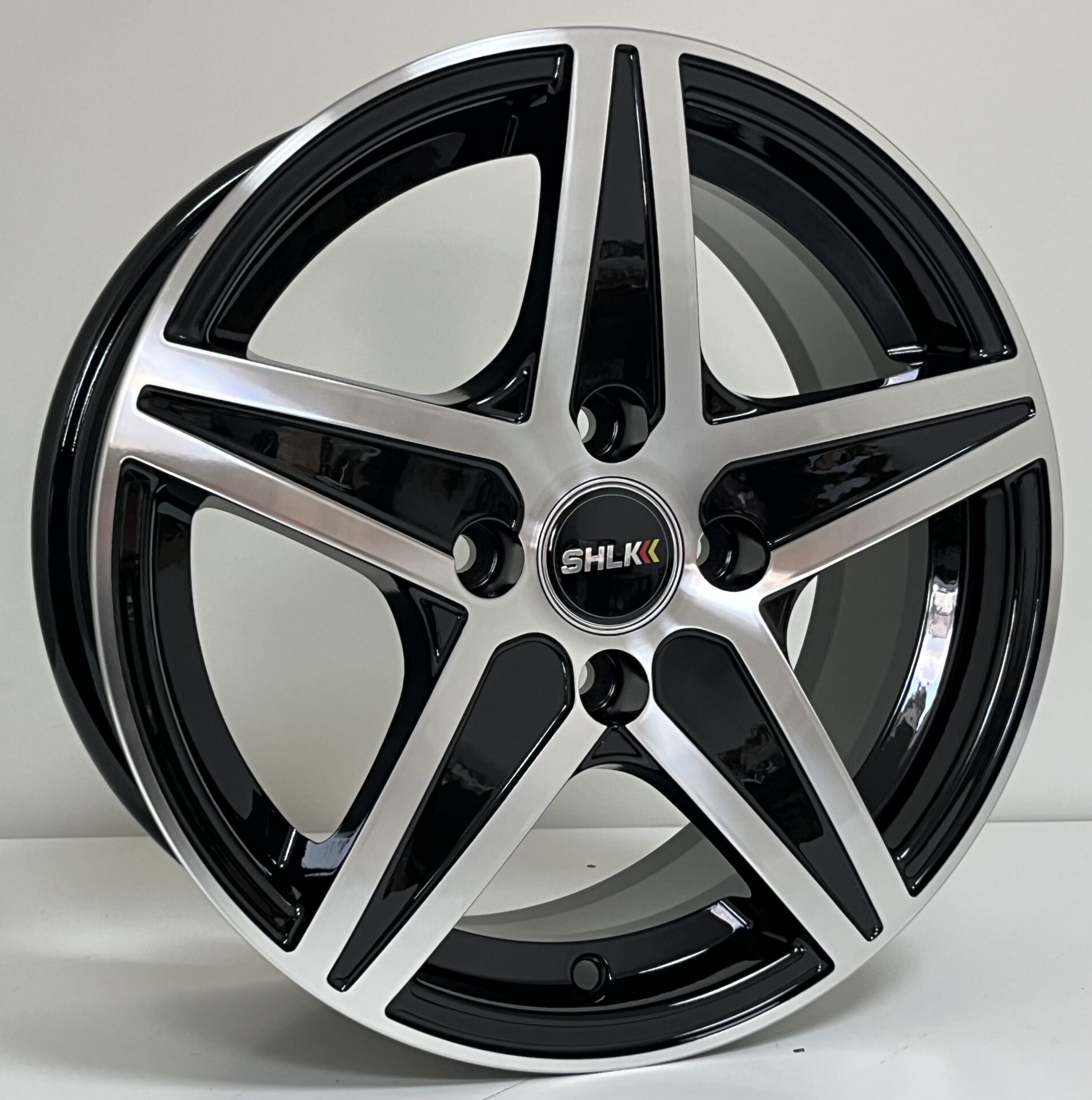 SLK 6X14 SLK-2020 4X100 ET35 73.1 BLACK MACHINED Binek Jant