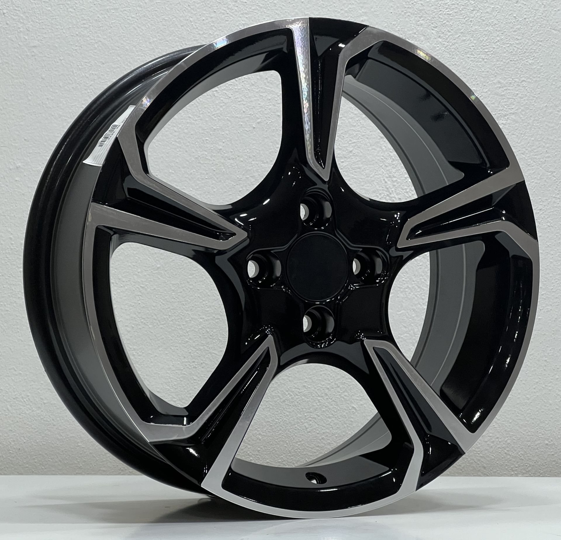 6.5X16 DY-696 4X100 ET38 67.1 B/D XL