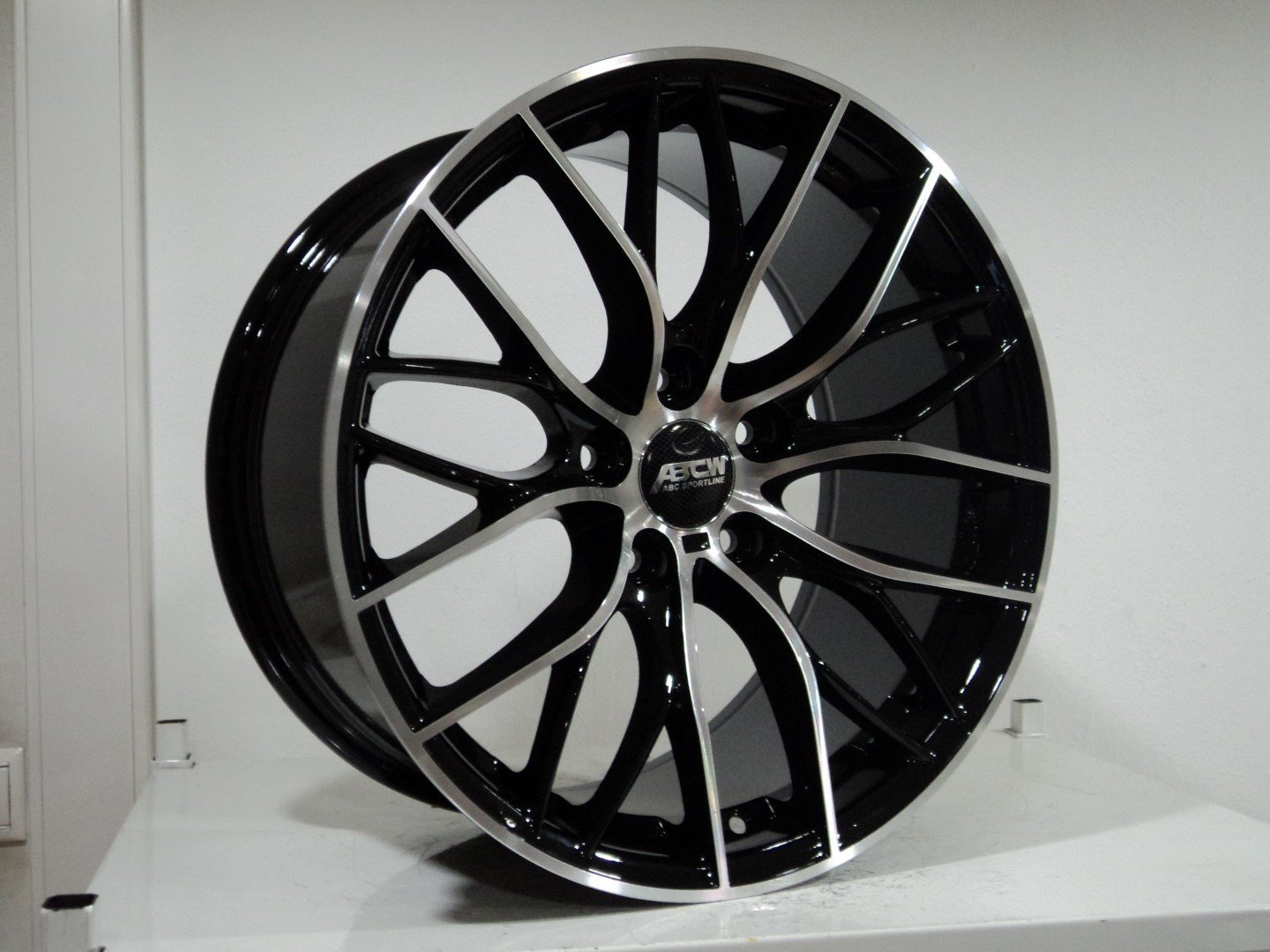 8X18 BCH-549 5X120 ET34 72.6 BLACK MACHINED XL