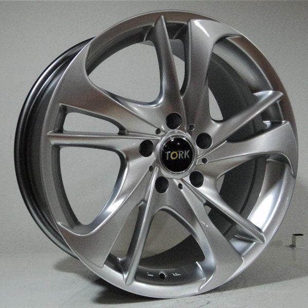 8X18 TORK-7398 5X120 ET37 72.56 HYPER SILVER XL