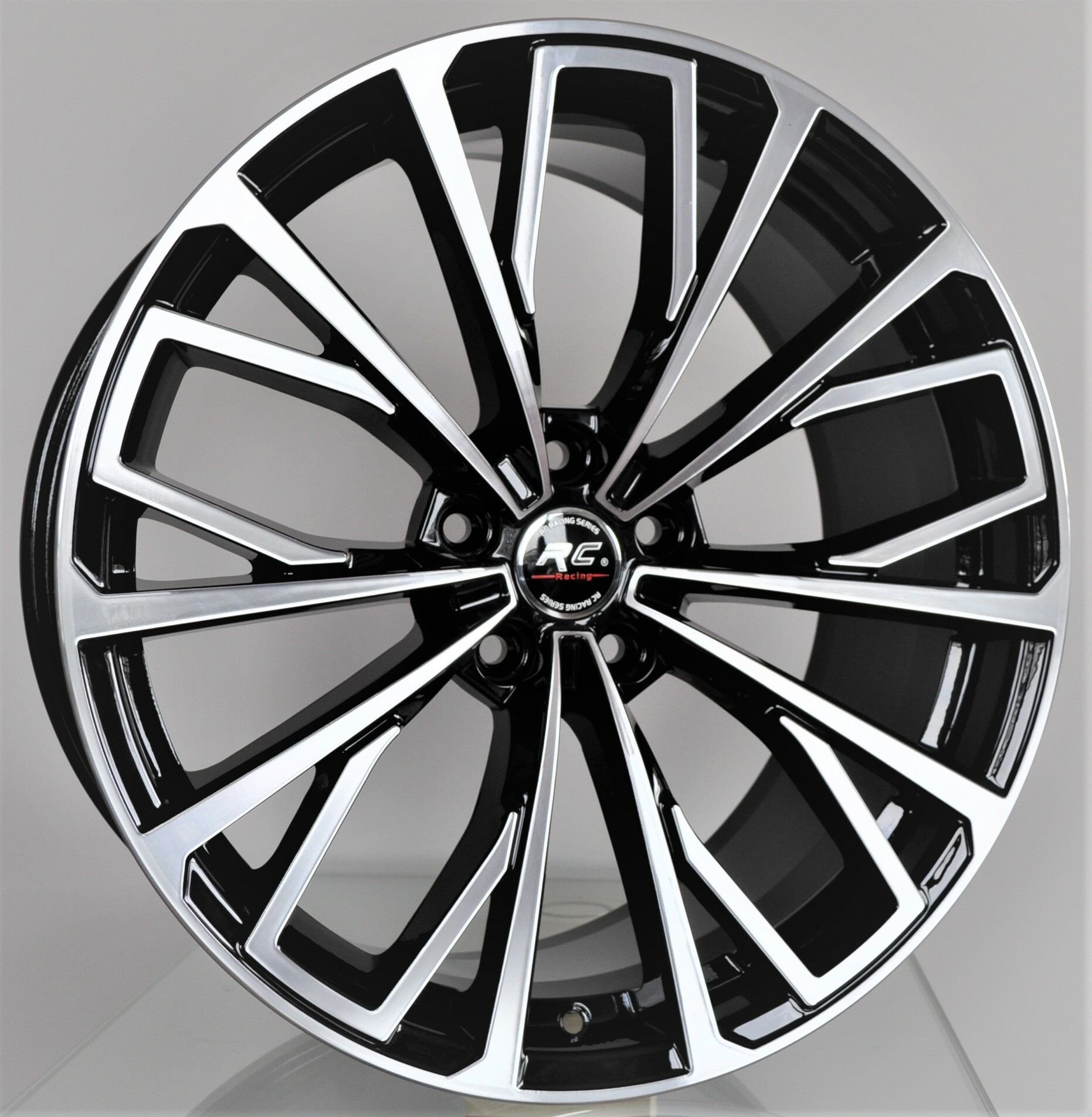 8X18 RCR 256 5X112 ET35 66.45 BF