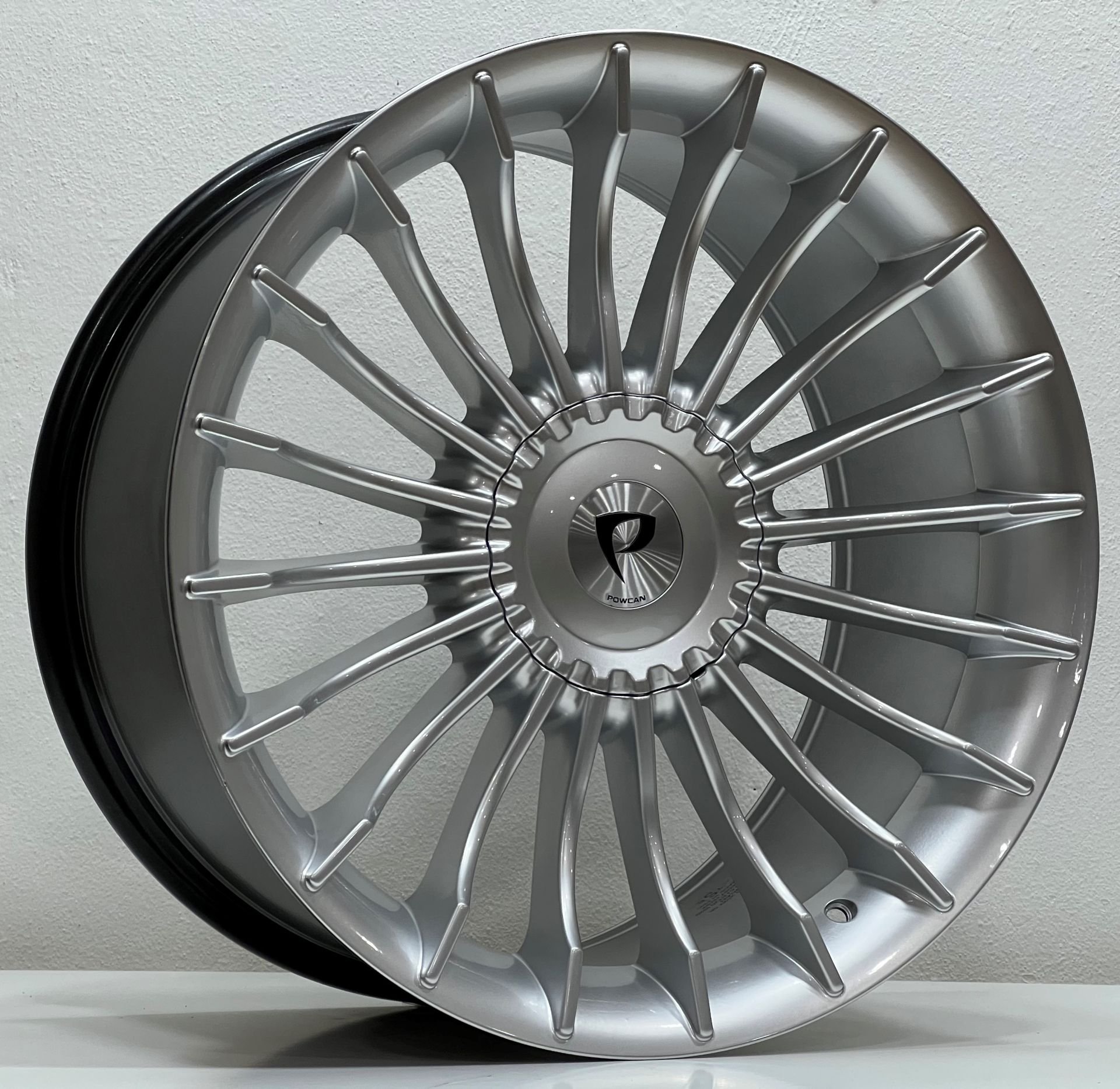 7.5X17 BK-273 5X120 ET20 74.1 HYPER SILVER XL